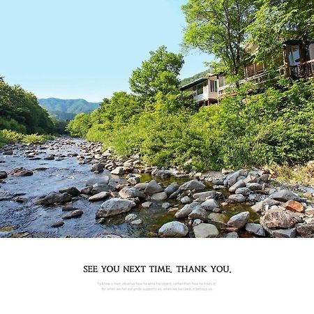 Pyeongchang Heungjeong Valley 409 Pension Exterior photo